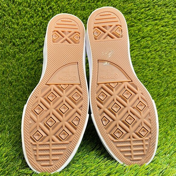 Converse Chuck Taylor  All Star Boys Size 6Y White Red Athletic Shoes Sneakers - Picture 8 of 11